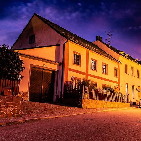 Penzion 1670 Nové Hrady Екстериор снимка